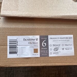 Bearpaw Elle Short Hickory Size 6